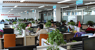 聚氨酯高回彈聚醚對泡沫孔隙結構和物理機械性能的影響研究